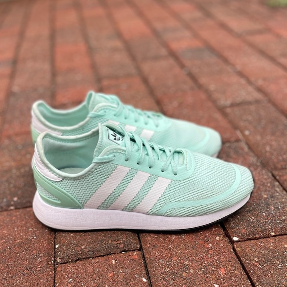 Adidas Mint and White Striped Sneakers Size 9 - Picture 2 of 12